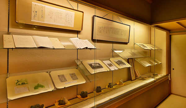 【赤彦】離れ特別室 歌人 島木赤彦の資料展示室