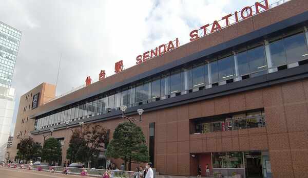 東北の玄関口、杜の都仙台駅