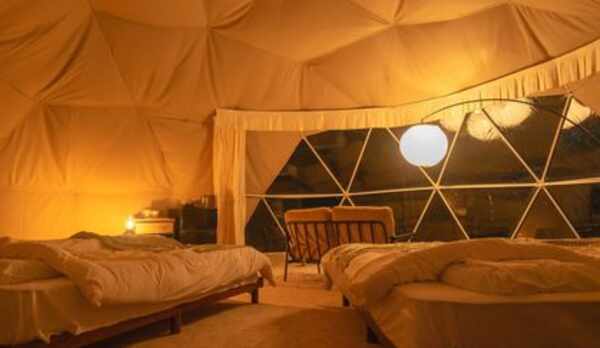 夜はまた雰囲気を変え落ち着きのあるリラックス空間☆