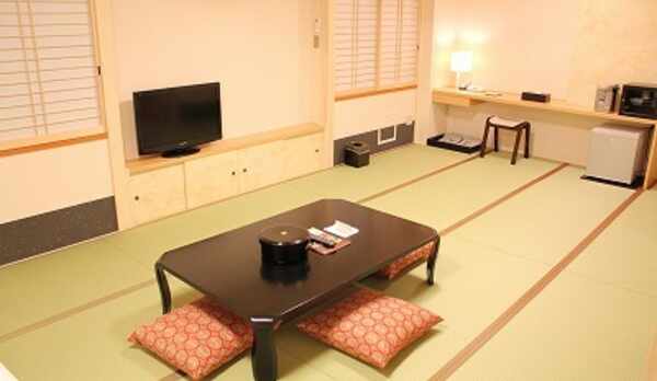 ★新設★新フロア★和室１５．５畳　禁煙室、有線ＬＡＮセット接続ＯＫ