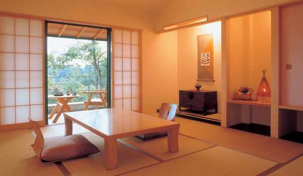 人気No.1の岩露天風呂付【まめの間】