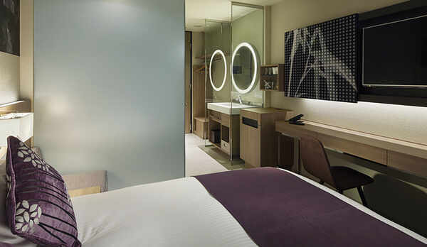 【モデレートクイーン】164㎝幅のベッドでゆっくりとお寛ぎください