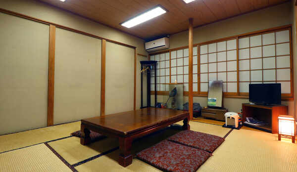 【客室】のびのびおまかせ和室　喫煙／B・Ｔ無