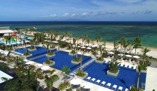 【アクアガーデン】石垣島最大級のプールエリア！※季節営業