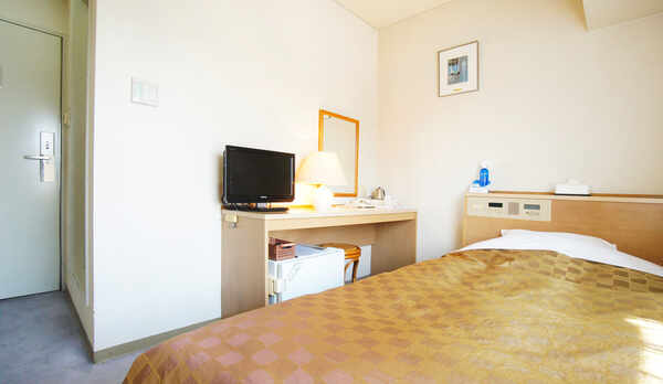 シングルルーム ベッド幅105cm ビジネスにも観光にも便利なリラックスルーム♪