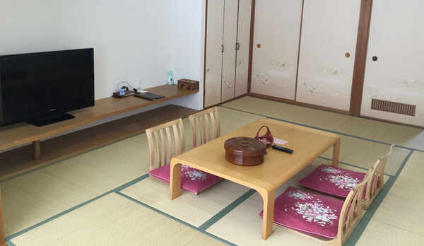 ■特別和室（12畳＋広縁）【禁煙】