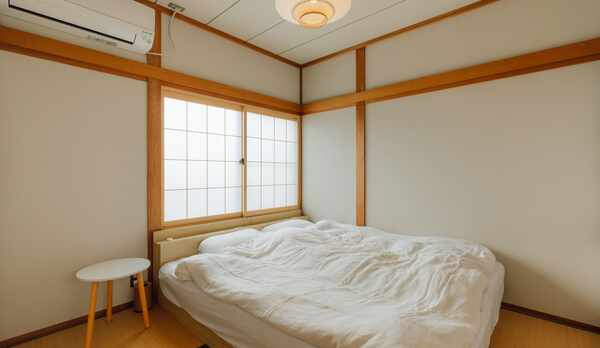 2階、キングベッド