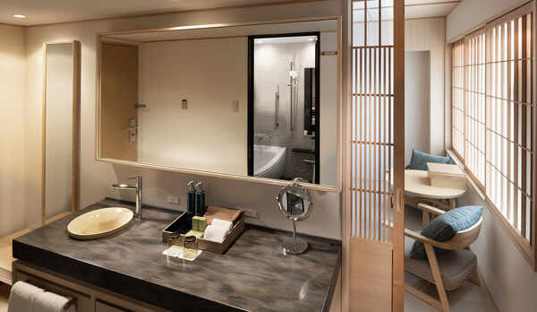 デラックスジャパニーズルーム