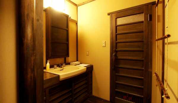 和室８畳（洗面・トイレ付）