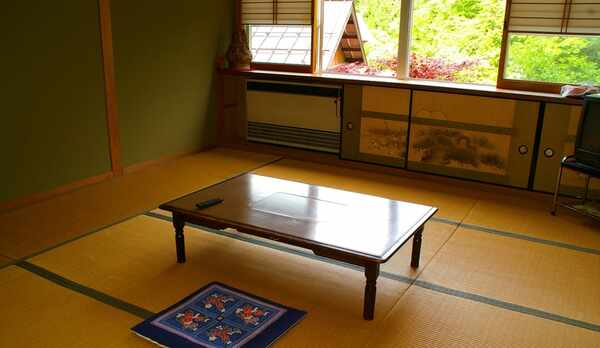 *和室（１２畳・一例）　ゆったりとくつろげる和室では家族やお友達とのきずなも深まります。