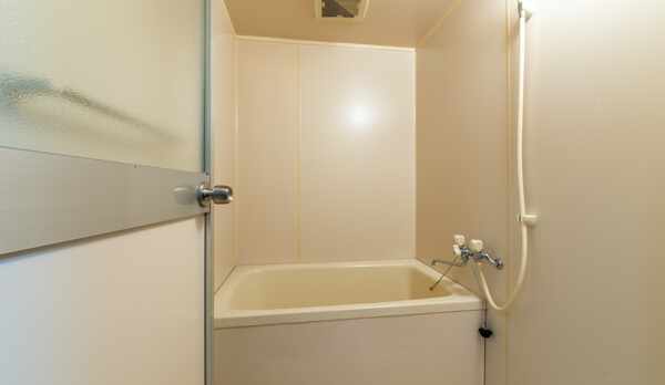 和室五人部屋　バスルーム