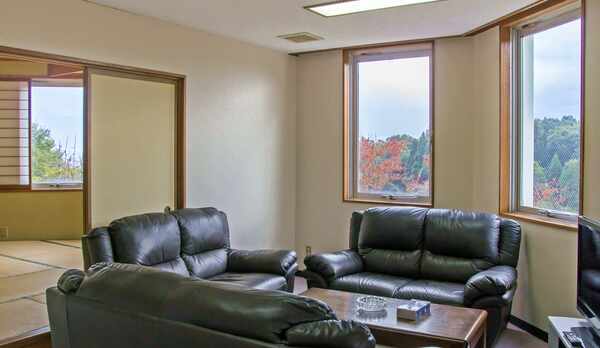 *【客室一例】こうばい