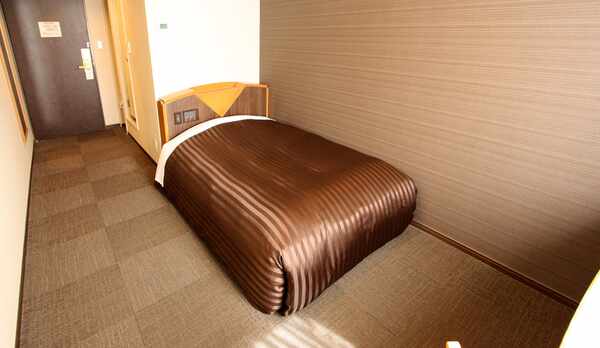 シングルルーム6号室