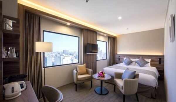 デラックスクイーン