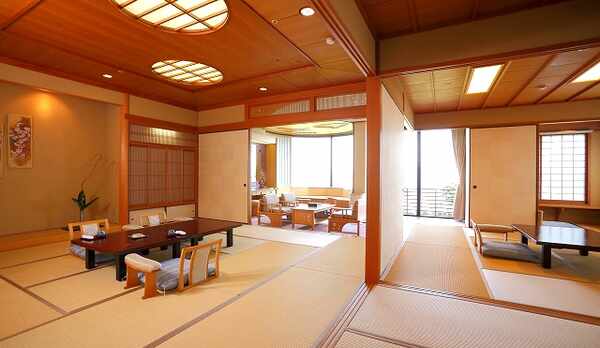 【離宮和室102平米】４階以上の各階に１部屋ずつしかない、当館にわずか４部屋の特別なお部屋