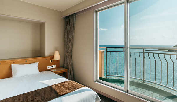 洋室セミダブル（バス有り）