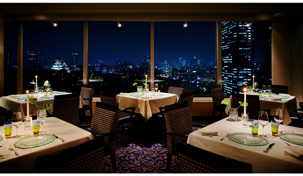 フランス料理　SAKURA