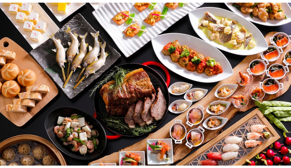 和洋中の厳選されたお料理の数々