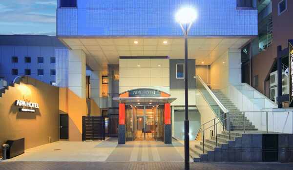 ホテル外観　正面