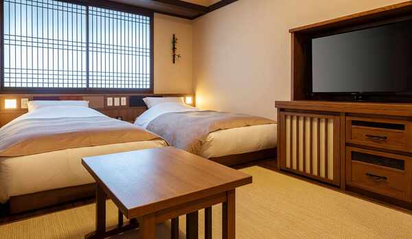 敷島館 和ツイン（シャワー付）