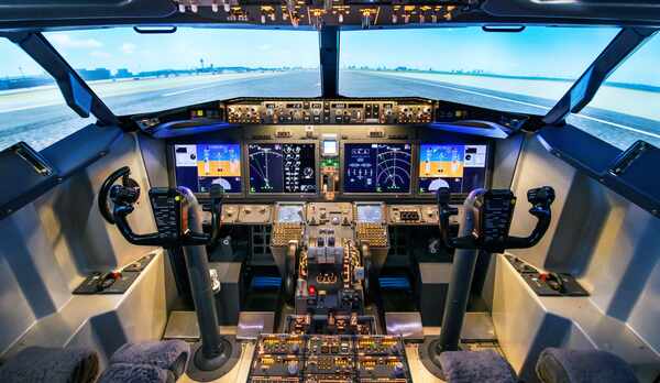 フライトシミュレーター
