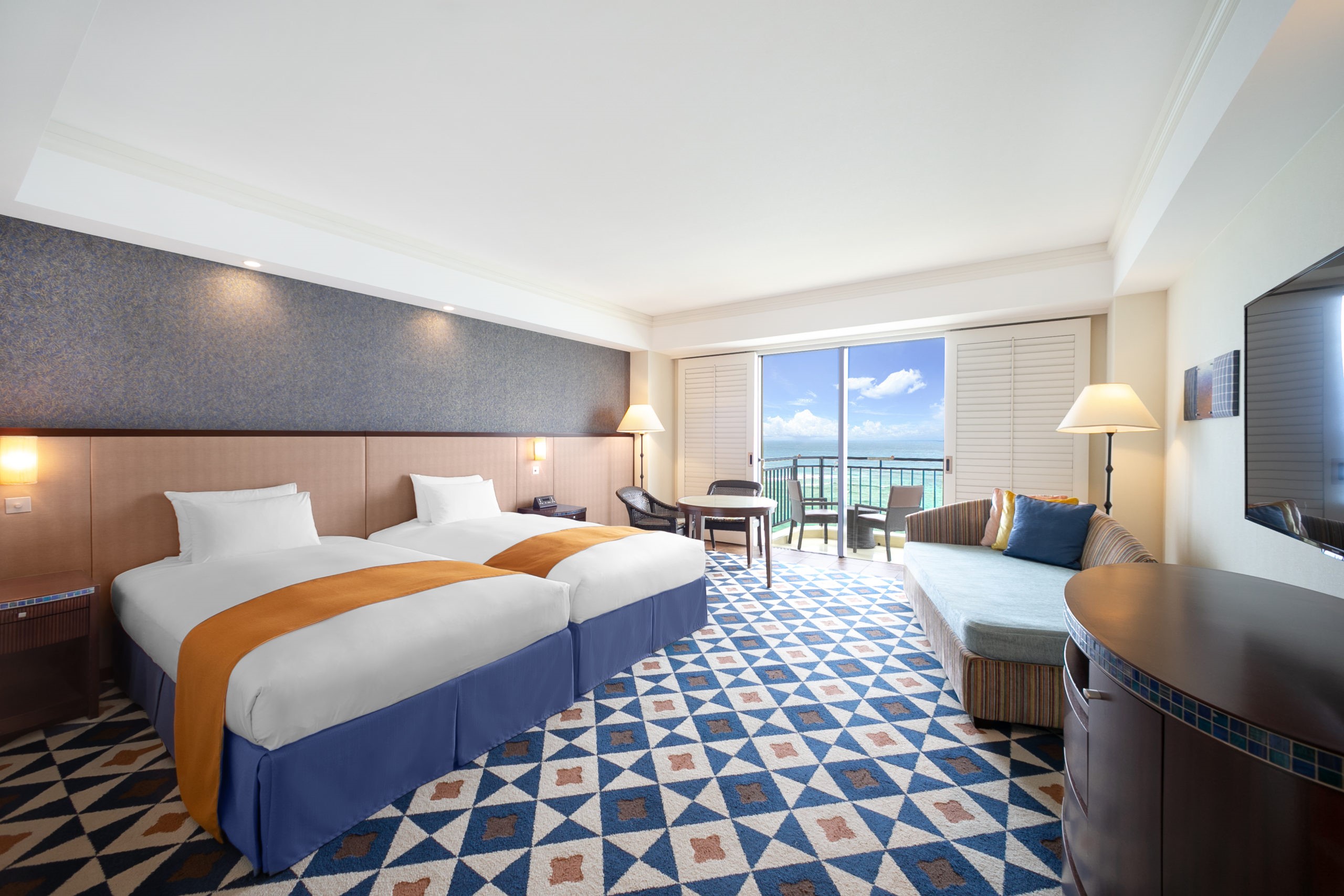 オーシャンフロントハイフロアツイン