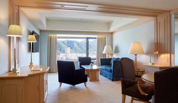 スイート（禁煙・喫煙）