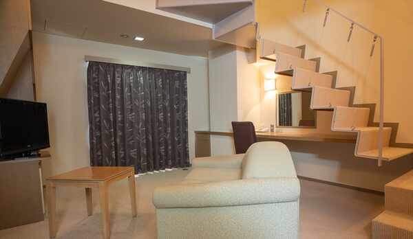 特別室（メゾネット洋室）１