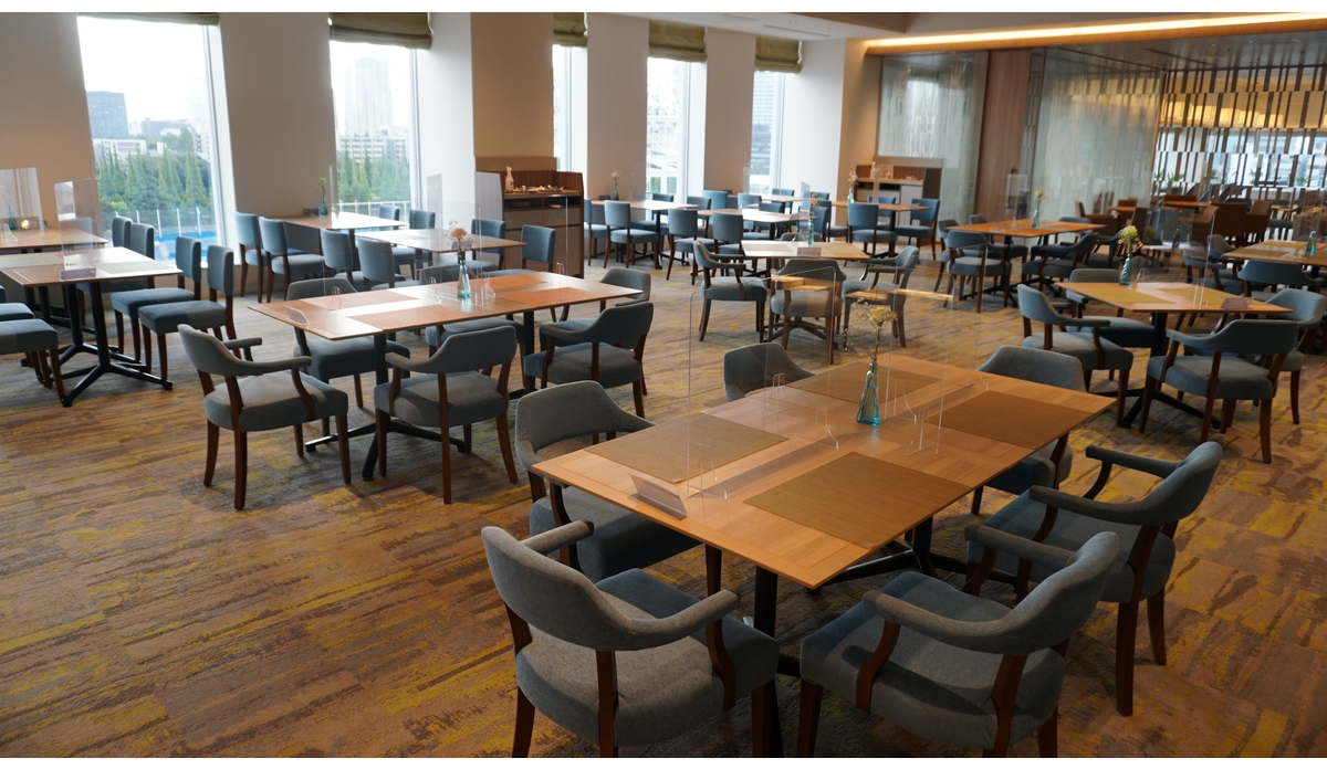 9階レストラン【EAST WIND GAIEN】