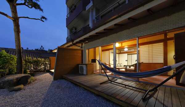 和室二間（庭園側）