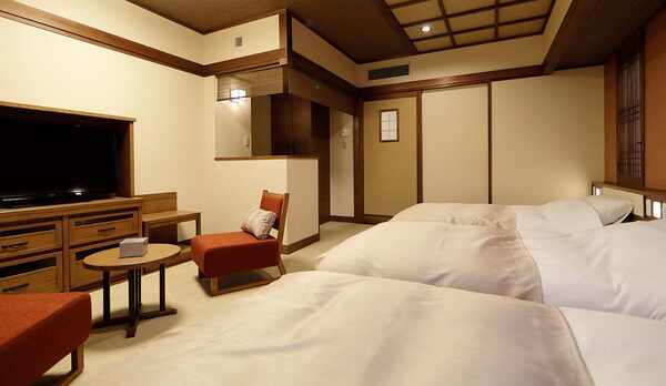 敷島館 和トリプル（バス付）